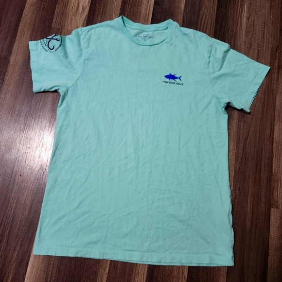 Vineyard Vines Other - Vineyard Vines T-Shirt Size XL 16 Aqua Blue/ Green Shark / Fish